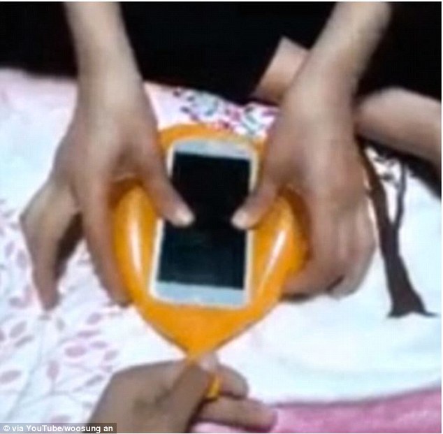 Turning A Balloon into A Phone Cover in Seconds